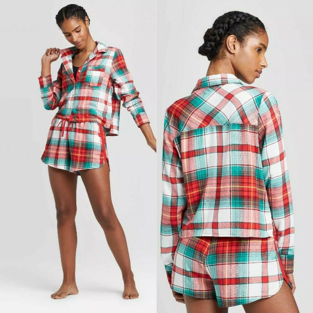 New Colsie Womans Sz Small Pajama Set 2 PC Plaid Flannel Notch Collar Red NWT